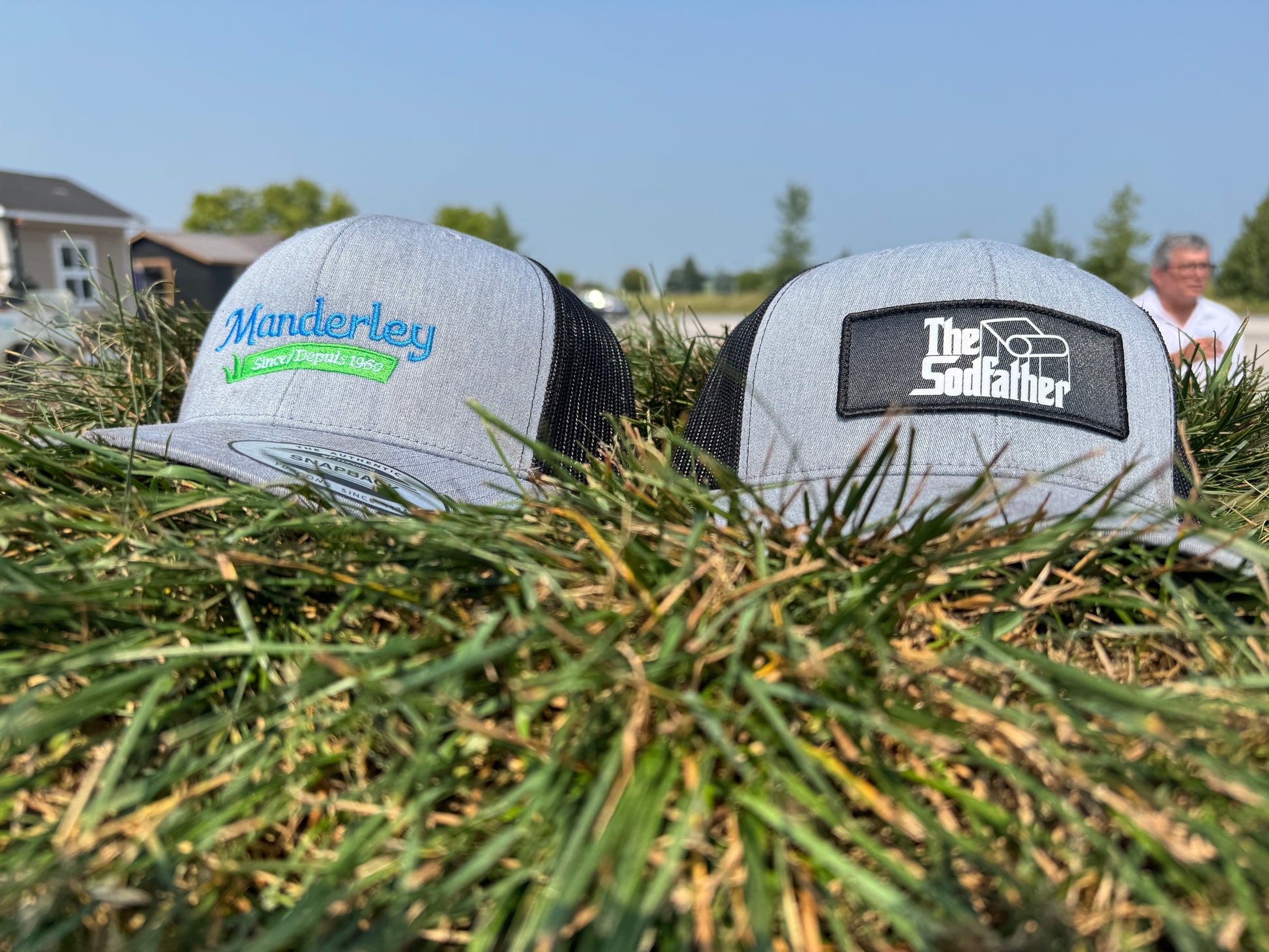 Premium Kentucky Bluegrass           310 - 500sq.ft.